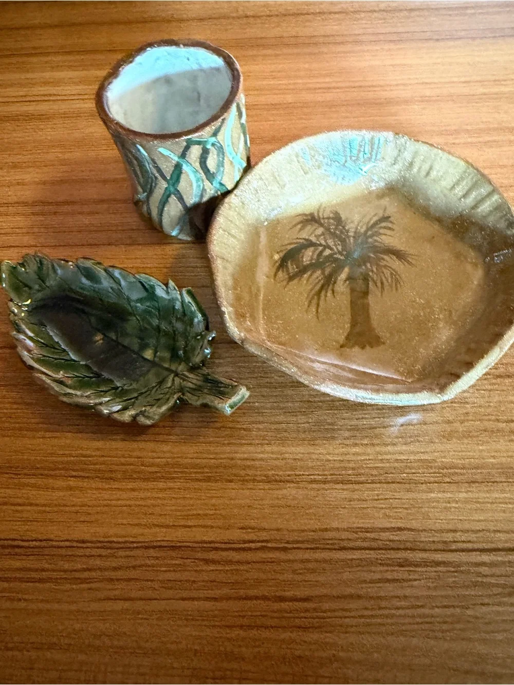 Vintage Studio Art Pottery 3pc Set Palm Tree Trinket Dish Cup Leaf Signed MKK